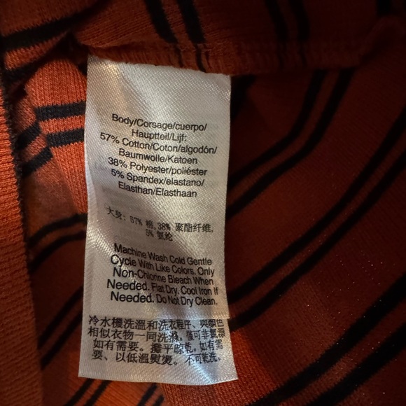 DKNY Jeans Burnt Orange & Black Long Sleeve Top | Ruched Shoulder | Size S - Picture 3 of 4